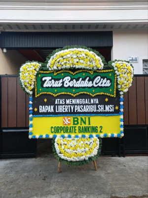 Papan Bunga Duka di Lubai